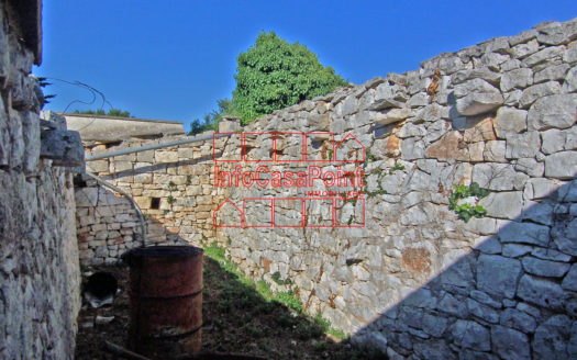 Complesso di trulli ristrutturati