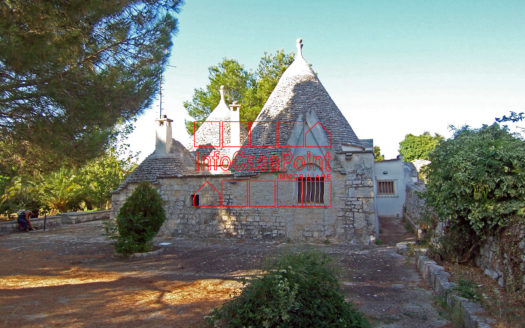 Complesso di trulli ristrutturati
