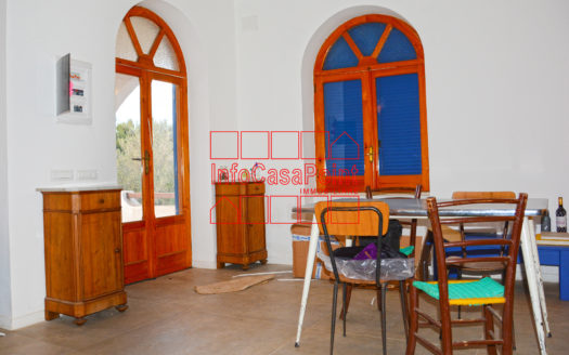 Villa con Piscina