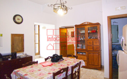 Casa antica indipendente
