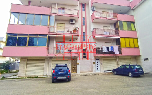 Appartamento indipendente con locale