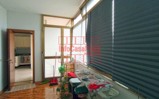 Appartamento indipendente con locale