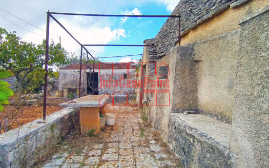 Complesso di Trulli